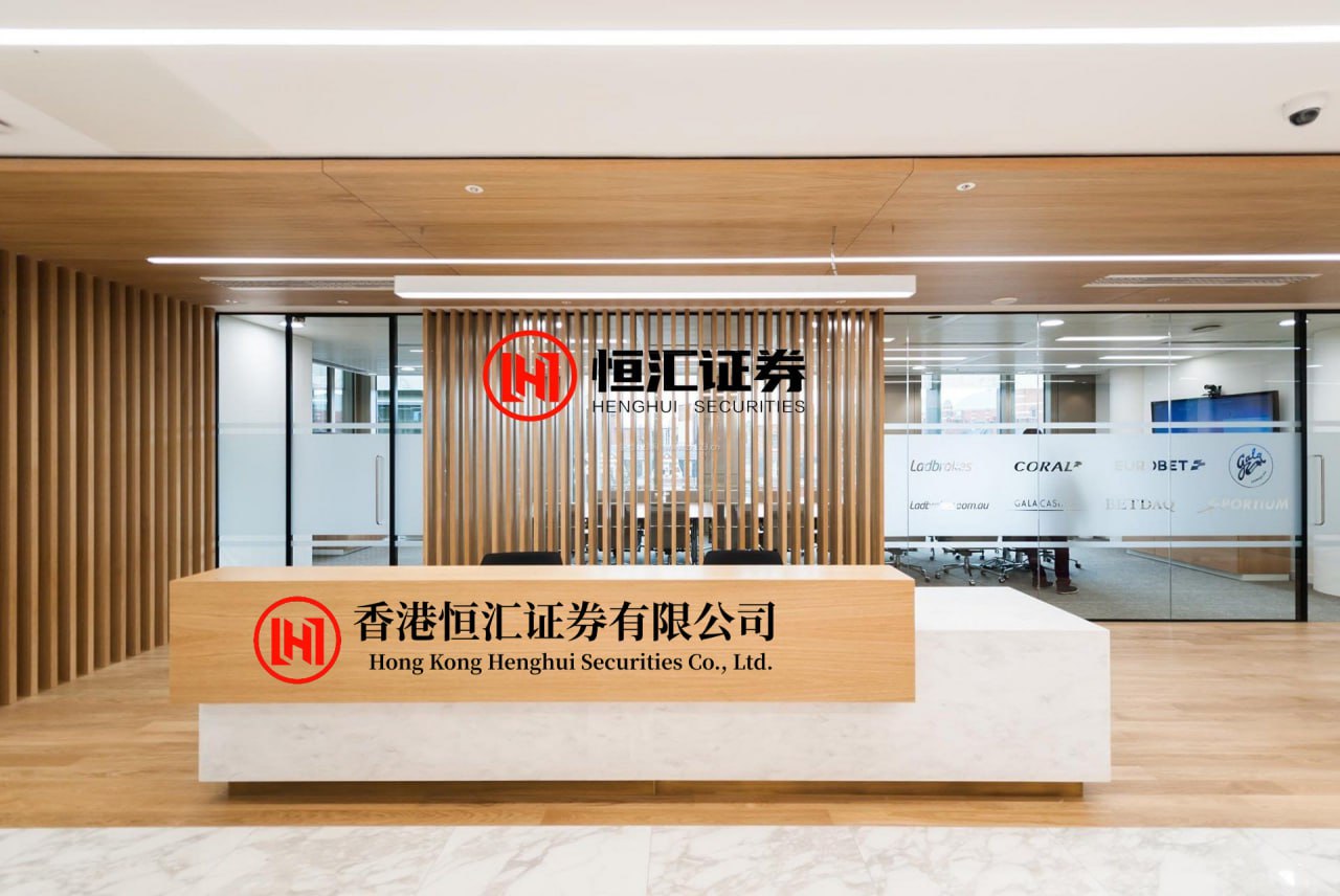 涨盈配 “黑色黄金”重大突破！中复神鹰股价大涨